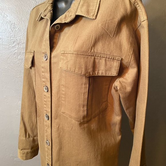 Forever 21 Button Down Long Sleeve khaki Shirt - Picture 10 of 16